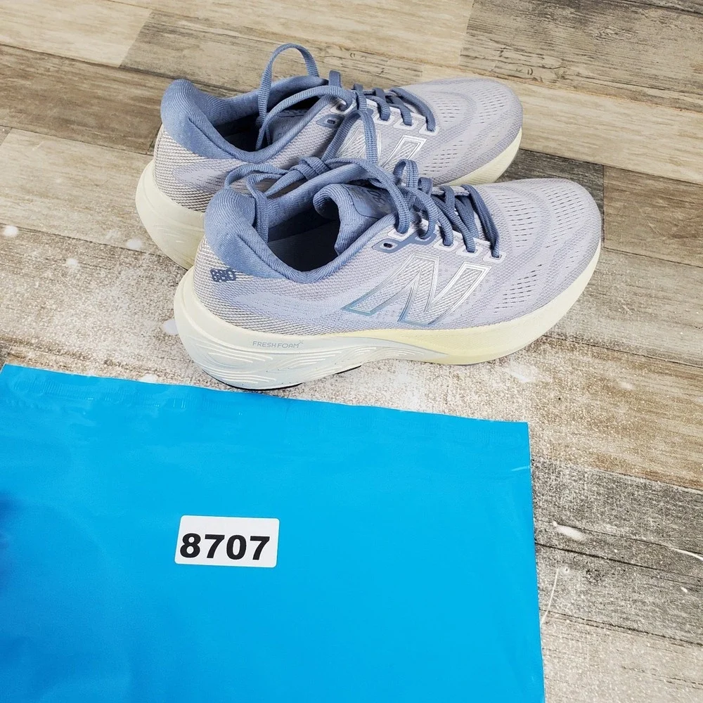 New Balance Fresh Foam X 880 v15 Womens Shoes Sz 7 B Running Pearl Gray Sneakers